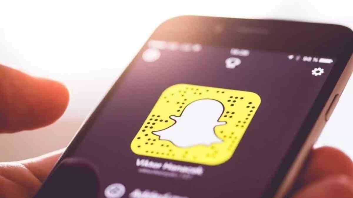 Should Your Company “Ghost” Snapchat?
